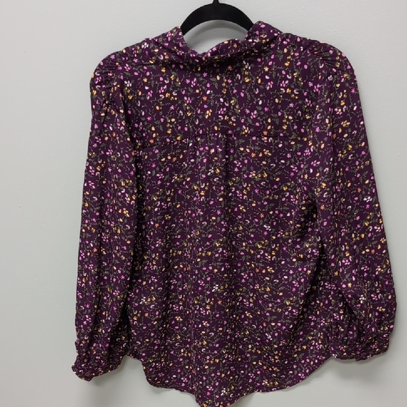 Banana Republic Berry Wine Tie Neck Blouse. Size M. NWT - Picture 5 of 7